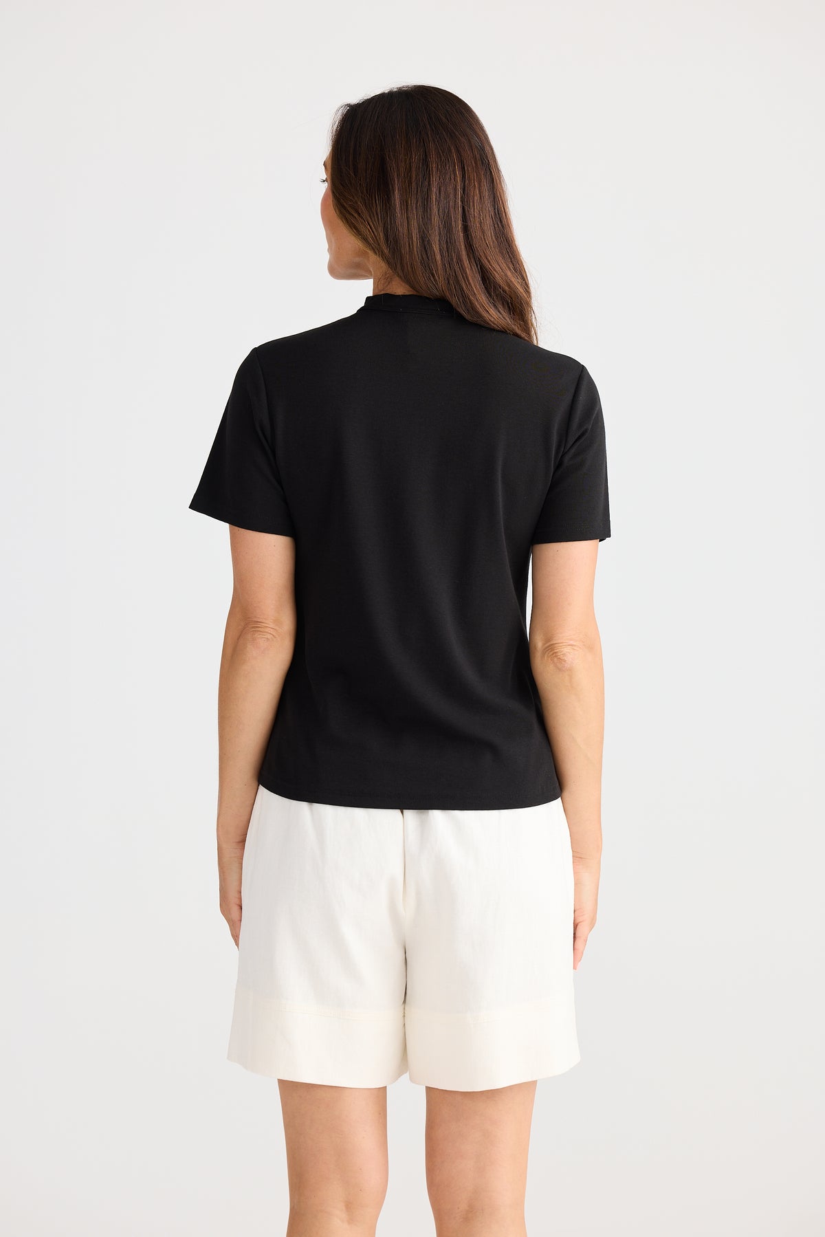 Naomi tee - black