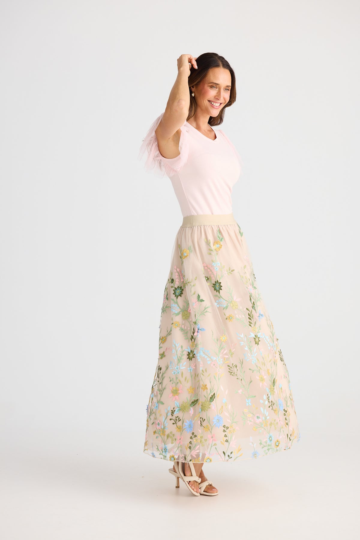 Enchanted embroidery skirt