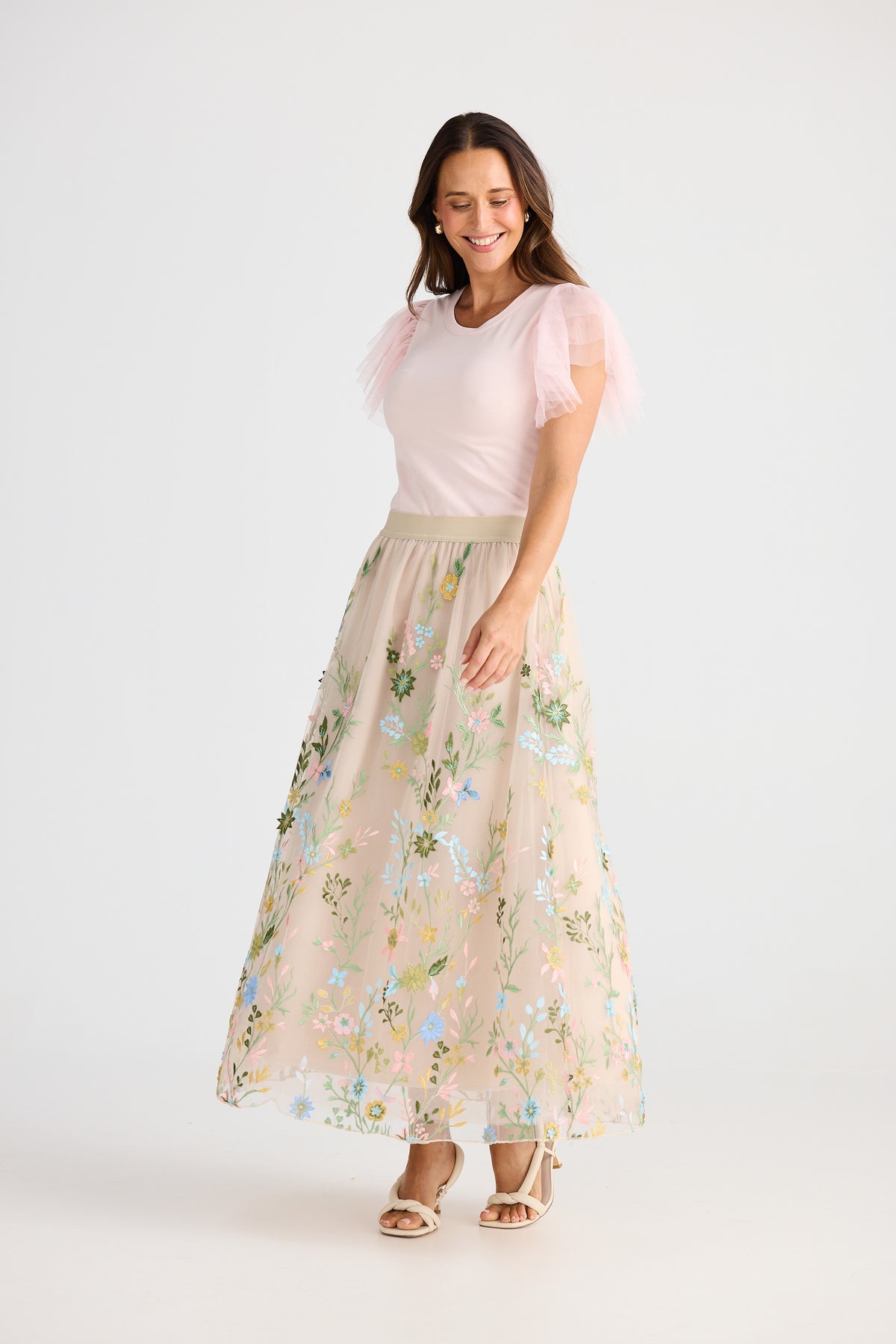 Enchanted embroidery skirt