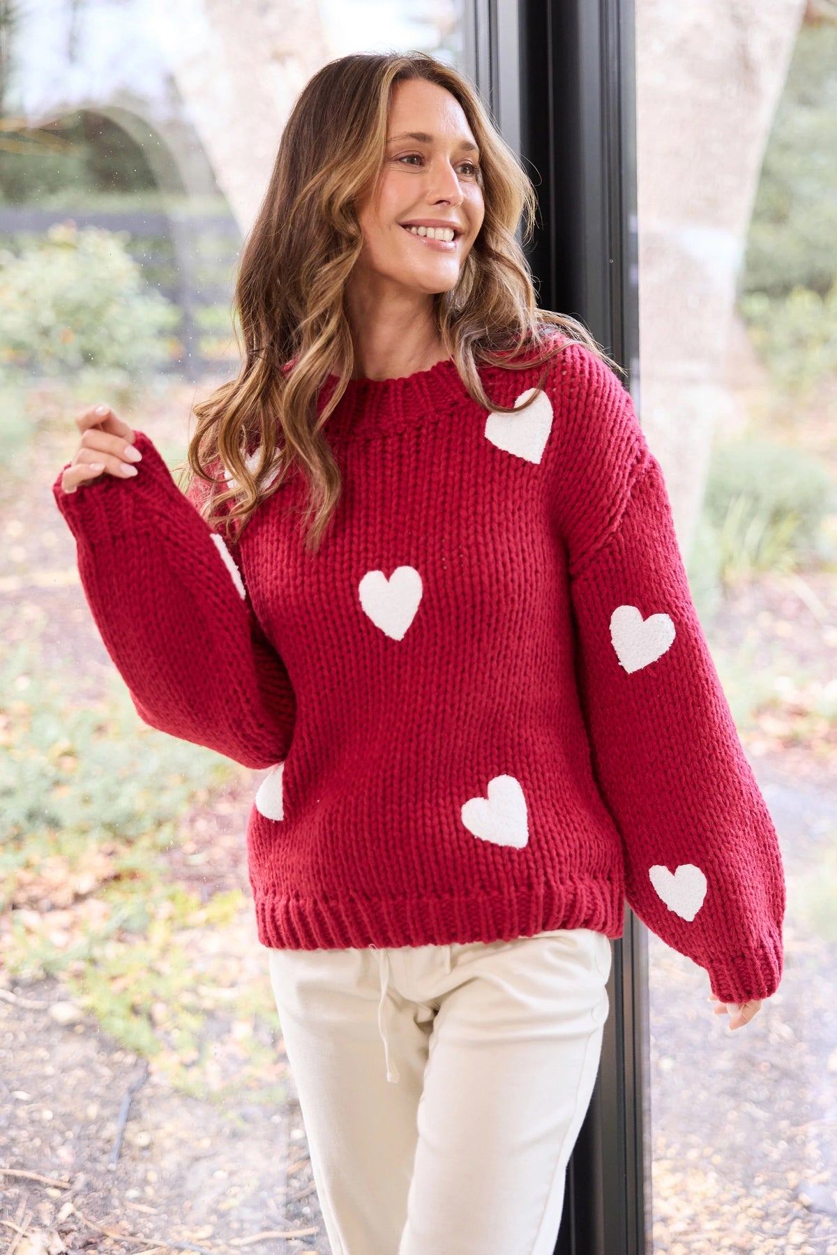 Heart on my sleeve knit - Cherry with off white